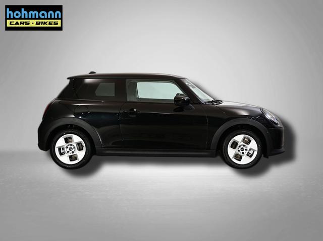 MINI Cooper C Essential Trim 1.5 7-Gang Steptronic 