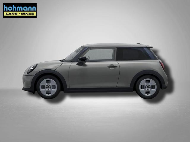 MINI Cooper C Essential Trim 1.5 7-Gang Steptronic 