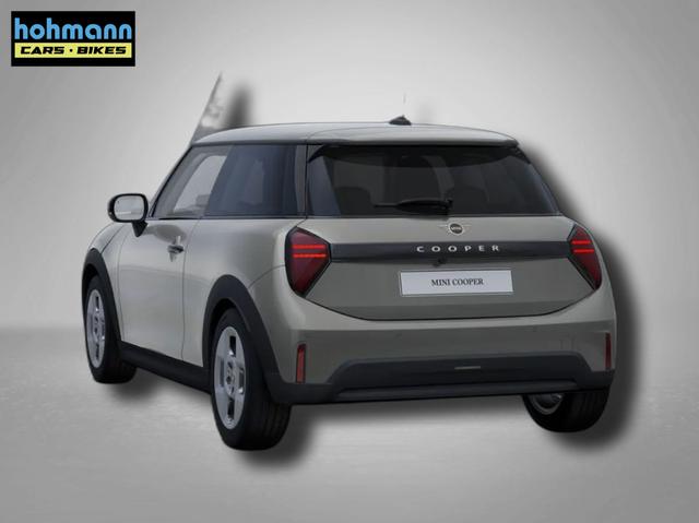MINI Cooper C Essential Trim 1.5 7-Gang Steptronic 