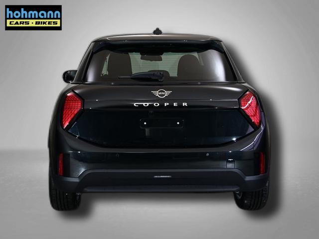 MINI Cooper C Essential Trim 1.5 7-Gang Steptronic 