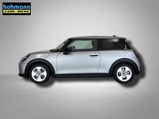 MINI Cooper C Essential Trim 1.5 7-Gang Steptronic 