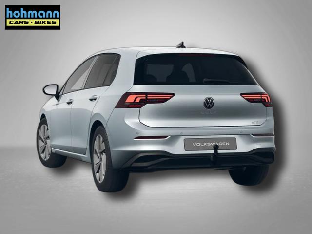 Volkswagen Golf Life Plus 1.5 eTSI 7-Gang-DSG 