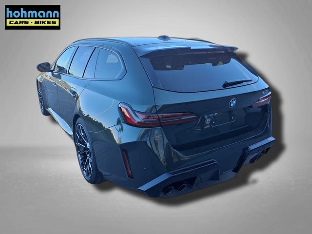 BMW M5 M 4.4 V8 Plug in Hybrid 8-Gang Steptronic 