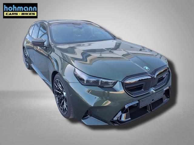 BMW M5 M 4.4 V8 Plug in Hybrid 8-Gang Steptronic 