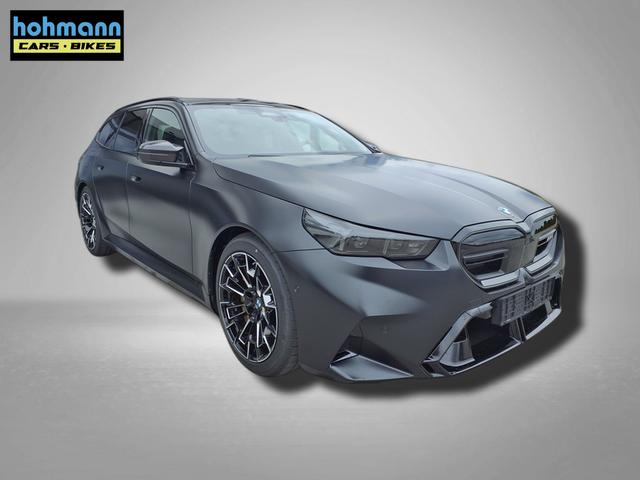 BMW M5 M 4.4 V8 Plug in Hybrid 8-Gang Steptronic 