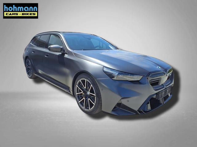 BMW M5 Touring M Steptronic xDrive 