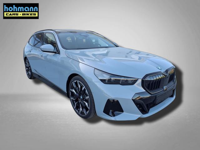 BMW 5er Touring M Sportpaket Pro 550e xDrive 