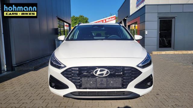 Hyundai i30 Kombi Smart SW Family*LED*Navi*Shzg*Lhzg*PDC*Cam*16Zoll* 