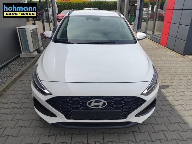 Hyundai i30 Kombi Smart SW Family*Navi*LED*Shzg*Lhzg*PDC*Cam*16Zoll* 