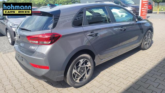 Hyundai i30 Familiy HB Family*Navi*LED*Shzg*Lhzg*PDC*Cam*16Zoll* 