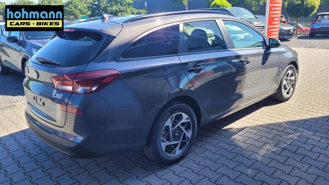 Hyundai i30 Kombi Family SW Family*Navi*LED*Shzg*Lhzg*PDC*Cam*16Zoll* 