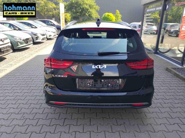 Kia Ceed Sportswagon Gold SW 1.5 GOLD*Navi*Shzg*Lhzg*PDC*Cam*16Zoll* 