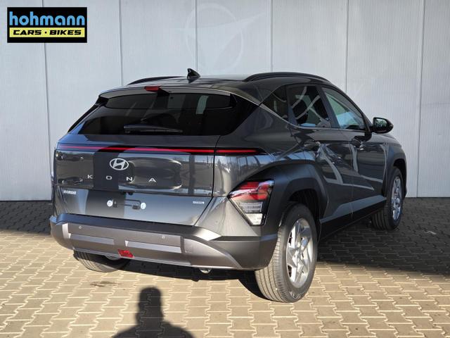 Hyundai KONA Prime 1.6 T-GDI 4WD DCT / ACC LED 4x Shz + Lenkradheizung Keyless Privacy Alu 17" *Frei Haus geliefert, ab der 2. Bestellung* 