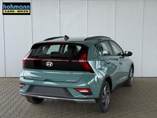 Hyundai BAYON Wave 1.2 MPI / Sitz & Lenkradheizung Navi Rückfahrkamera Tempomat Alu 16" 