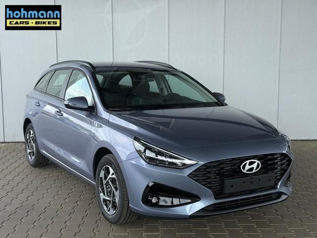 Hyundai i30 Kombi Smart 1.5 GDI / Navi PDC V.&H + Kamera LED Tempomat Alu 16" 