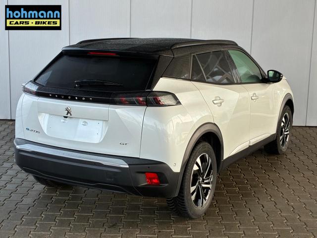 Peugeot e-2008 GT / LED Navi PDC V&H + Kamera Tempomat Teilleder Alu 17" 