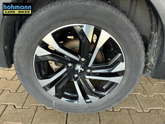 Peugeot e-2008 GT / LED Navi PDC V&H + Kamera Tempomat Teilleder Alu 17" 