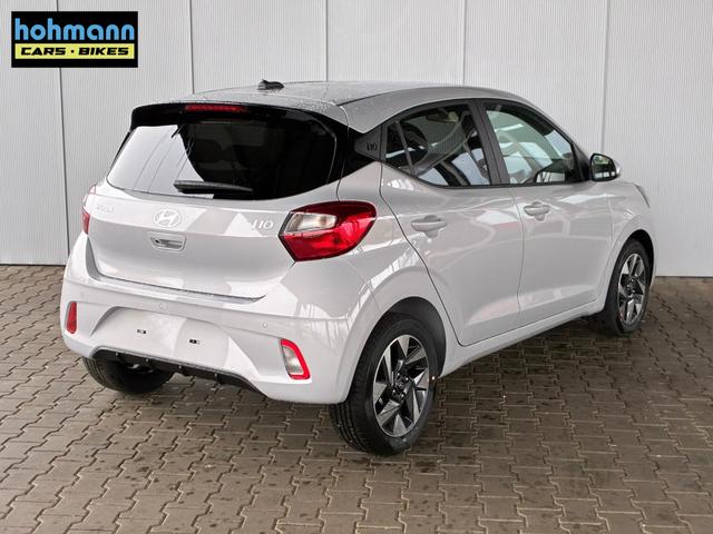 Hyundai i10 Advance 1.2 GDI Automatik / Rückfahrkamera Sitz + Lenkradheizung Navi Alu 15" 