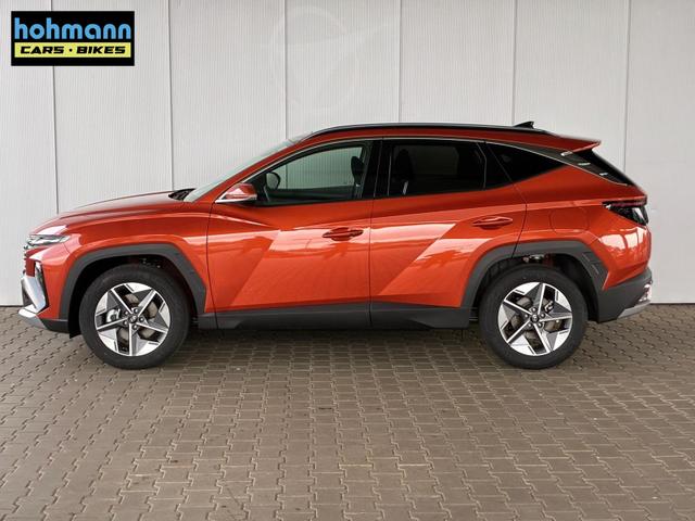 Hyundai TUCSON E-Motion 1.6 T-GDI 2WD 48V DCT / Panoramadach ACC Sitz + Lenkradheizung LED Navi PDC V&H Kamera Alu 18" 