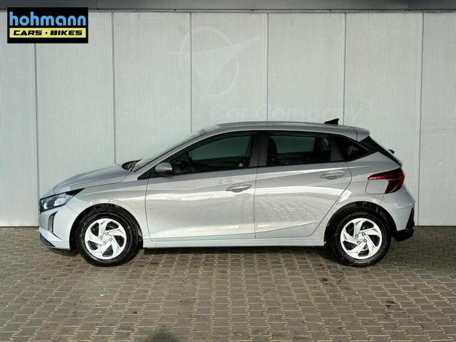 Hyundai i20 Comfort 1.0 T-GDi 7DCT / Navi Tempomat Sitz + Lenkradheizung PDC Hinten mit Kamera 