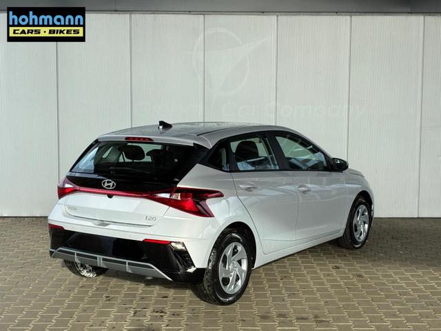Hyundai i20 Comfort 1.0 T-GDi 7DCT / Navi Tempomat Sitz + Lenkradheizung PDC Hinten mit Kamera 