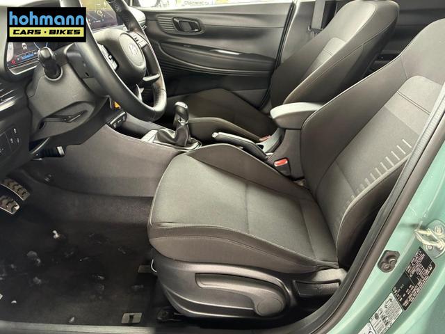 Hyundai BAYON Comfort 1.2 GDI 79 PS 5MT / LED Tempomat Navi R&uuml;ckfahrkamera Alu 16" 