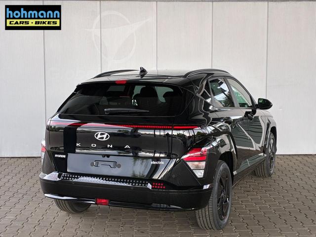 Hyundai KONA Elektro Comfort Plus 64,8kWh MY26 / ACC PDC V.+H. m. Kamera Keyless Sitz & Lenkr.Heiz./ LED Navi 
