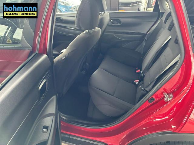 Hyundai BAYON Comfort Plus 1.2 MPI / Navi PDC m. Kamera Klimaautom./ LED Sitz & Lenkr.Heiz/ Alu16 