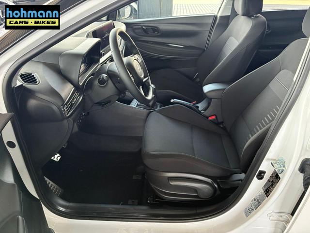 Hyundai BAYON Comfort Plus 1.2 MPI / Navi PDC m. Kamera Klimaautom./ LED Sitz & Lenkr.Heiz/ Alu16 