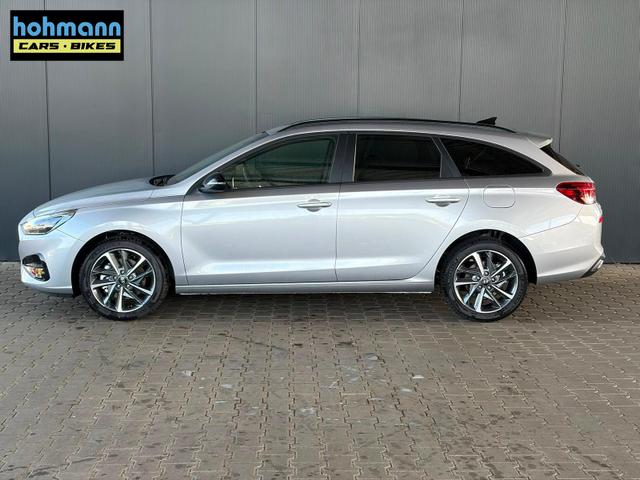 Hyundai i30 Kombi Comfort Plus 1.0 TGDI DCT Navi / Adaptiver Tempomat/ Totwinkel Assistent/ Alu 17" 