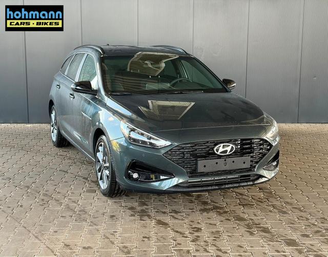 Hyundai i30 Kombi Comfort Plus 1.0 TGDI DCT Navi/ Adaptiver Tempomat/ Totwinkel Assistent/ Alu 17" 