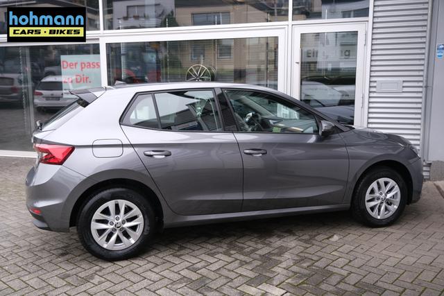 Skoda Fabia Graphite Grau 