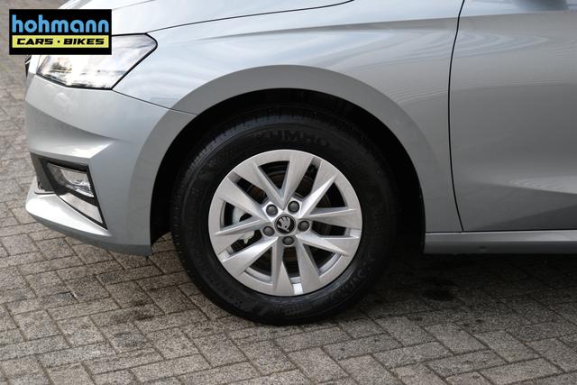 Skoda Fabia Diamond Silver Metallic 