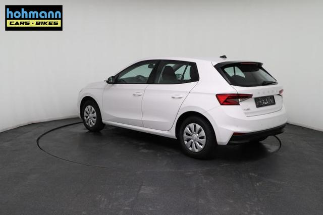 Skoda Fabia Essence (Essence) 1.0 TSI 70kW (95 PS) 5-Gang Schaltgetriebe 