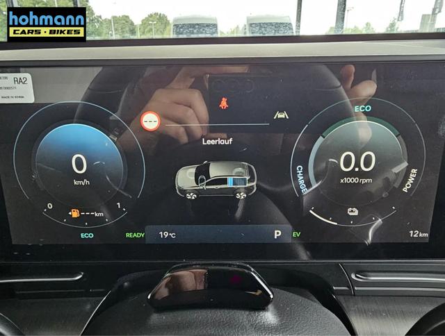 Beispielbilder, ggf. teilweise mit Sonderausstattung