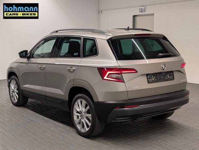 Skoda Karoq Style Navi/AHK/SHZ/Kam/Keyless/18"LM 