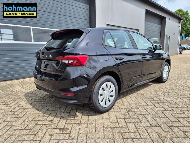 Skoda Fabia 1.0 TSI 115PS DSG Selection 5-türig Rückf.Kamera Parksensoren Sitzheizung Multifunktionslenkrad Klima Skoda-Radio Bluetooth Touchscreen Tempomat Nebelsch. Apple CarPlay + Android Auto 