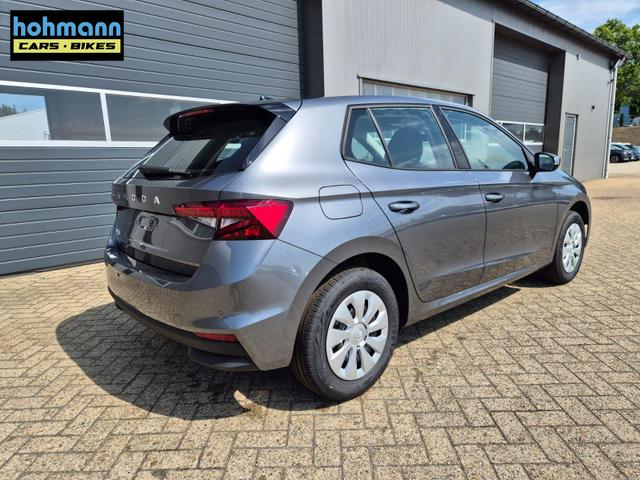 Skoda Fabia 1.0 TSI 115PS DSG Selection 5-türig Rückf.Kamera Parksensoren Sitzheizung Multifunktionslenkrad Klima Skoda-Radio Bluetooth Touchscreen Tempomat Nebelsch. Apple CarPlay + Android Auto 