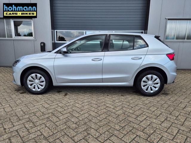 Skoda Fabia 1.0 TSI 115PS DSG Selection 5-türig Rückf.Kamera Parksensoren Sitzheizung Multifunktionslenkrad Klima Skoda-Radio Bluetooth Touchscreen Tempomat Nebelsch. Apple CarPlay + Android Auto 