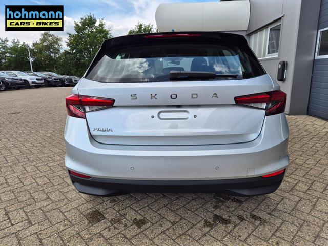 Skoda Fabia 1.0 TSI 115PS DSG Selection 5-türig Rückf.Kamera Parksensoren Sitzheizung Multifunktionslenkrad Klima Skoda-Radio Bluetooth Touchscreen Tempomat Nebelsch. Apple CarPlay + Android Auto 