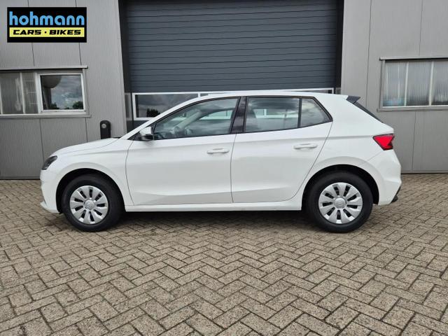 Skoda Fabia 1.0 TSI 115PS DSG Selection 5-türig Rückf.Kamera Parksensoren Sitzheizung Multifunktionslenkrad Klima Skoda-Radio Bluetooth Touchscreen Tempomat Nebelsch. Apple CarPlay + Android Auto 