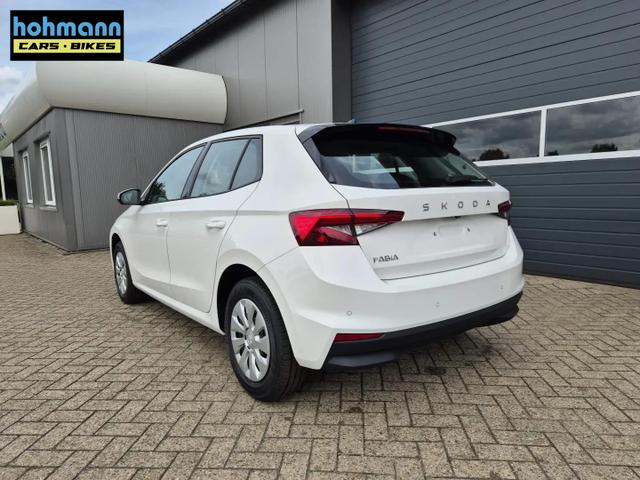 Skoda Fabia 1.0 TSI 115PS DSG Selection 5-türig Rückf.Kamera Parksensoren Sitzheizung Multifunktionslenkrad Klima Skoda-Radio Bluetooth Touchscreen Tempomat Nebelsch. Apple CarPlay + Android Auto 