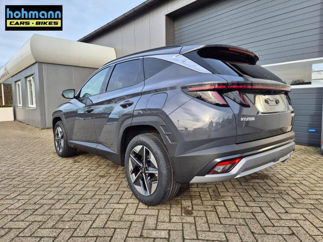 Hyundai TUCSON Trend 1.6 T-GDI 150PS Automatik TZ 2026 Teil-Leder Sitzheizung v+h Lenkradheizung Klimaautomatik Navi Touchscreen DAB+ Apple CarPlay + Android Auto PDC R&uuml;ckf.-Kamera Matrix-LED-Scheinw. 
