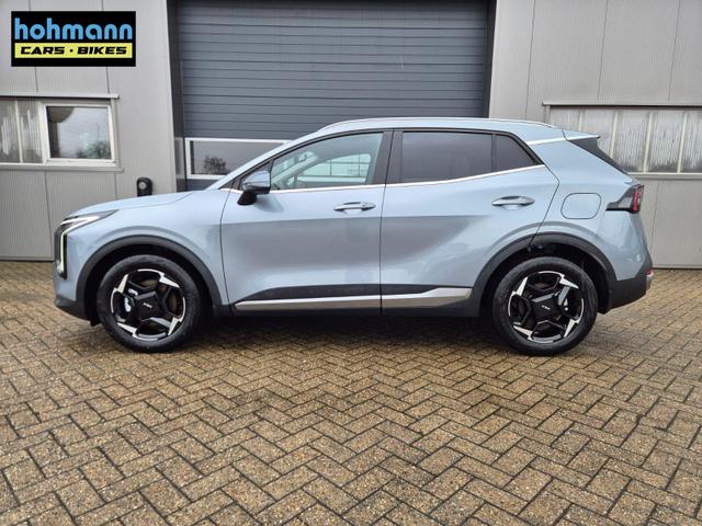 Kia Sportage Spirit 1.6 T-GDI 150PS Automatik NEUES MODELL MY26 FACELIFT Teil-Leder 18"LM Sitzheizung v+h Lenkradheizung Klimaautomatik ACC Navi Bluetooth Touchscreen Apple CarPlay Android Auto PDC R&uuml;ckf.Kamera 2x Keyless 