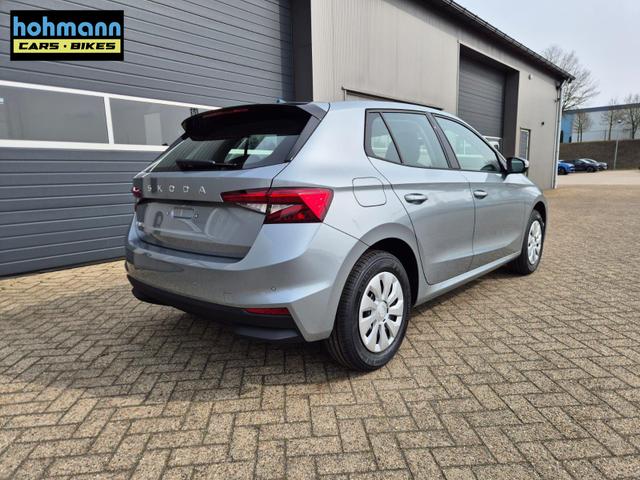 Skoda Fabia 1.0 TSI 95PS Selection 5-t&uuml;rig R&uuml;ckf.Kamera Parksensoren Sitzheizung Multifunktionslenkrad Klima Skoda-Radio Bluetooth Touchscreen Tempomat Nebelsch. Apple CarPlay + Android Auto 