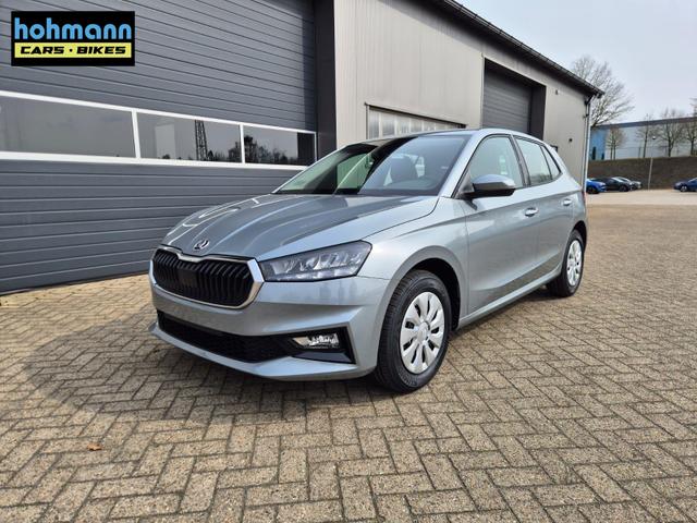 Skoda Fabia 1.0 TSI 95PS Selection 5-t&uuml;rig R&uuml;ckf.Kamera Parksensoren Sitzheizung Multifunktionslenkrad Klima Skoda-Radio Bluetooth Touchscreen Tempomat Nebelsch. Apple CarPlay + Android Auto 