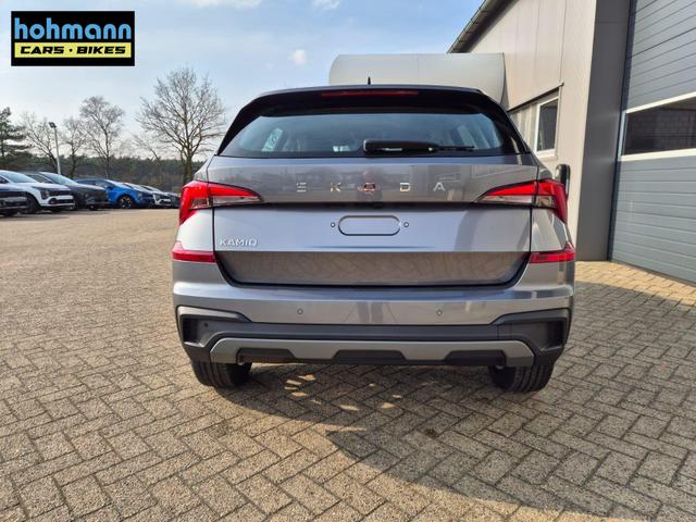 Skoda Kamiq 1.0 TSI 115PS DSG Selection R&uuml;ckf.Kamera PDC v+h Sitzheizung Klimaautomatik Skoda-Radio Apple CarPlay + Android Auto Tempomat Garantieverl&auml;ngerung 16"LM 