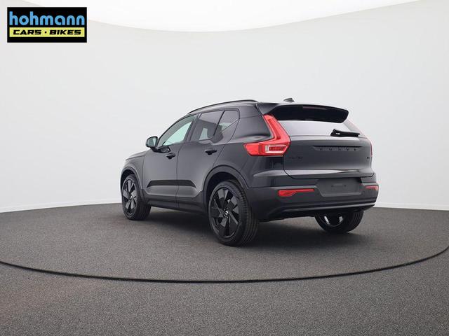 Volvo XC40 2.0 Black Edition Plus B4 Mild-Hybrid 197PS Automatik elektr. PanoDach R&uuml;ckf.Kamera PDC v+h ACC el.Heckklappe Harman/Kardon-Sound Klimaautomatik Sitzheizung Lenkradheizung Apple CarPlay Android Auto 20-LM 