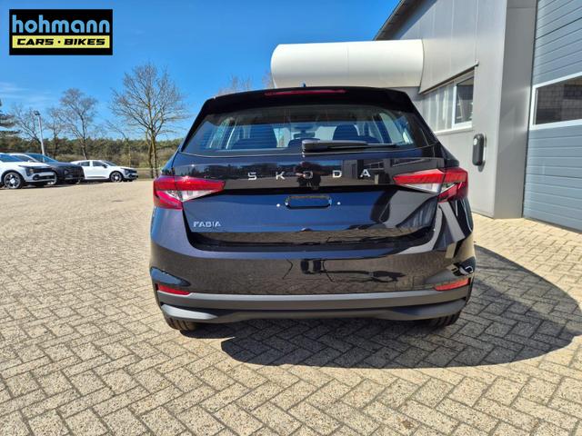 Skoda Fabia 1.0 TSI 95PS Selection 5-t&uuml;rig R&uuml;ckf.Kamera Parksensoren Sitzheizung Multifunktionslenkrad Klima Skoda-Radio Bluetooth Touchscreen Tempomat Nebelsch. Apple CarPlay + Android Auto 