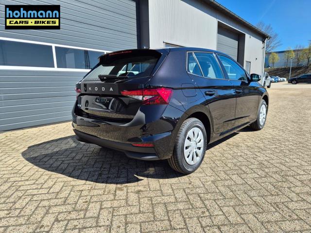 Skoda Fabia 1.0 TSI 95PS Selection 5-t&uuml;rig R&uuml;ckf.Kamera Parksensoren Sitzheizung Multifunktionslenkrad Klima Skoda-Radio Bluetooth Touchscreen Tempomat Nebelsch. Apple CarPlay + Android Auto 